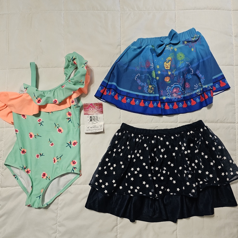 Girls Sz 3T‎ 4T Arena Purple Swim Briefs and Floral Swimwear Set Bundle - Picture 3 of 8